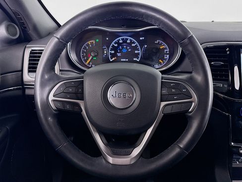 Used 2019 Jeep Grand Cherokee Limited image 17