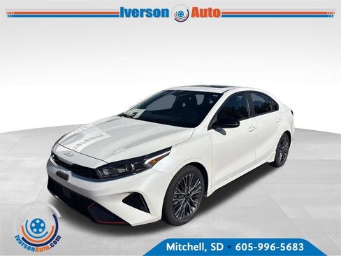 Used 2024 Kia Forte GT-Line w/ GT-Line Premium Package FWD image 3