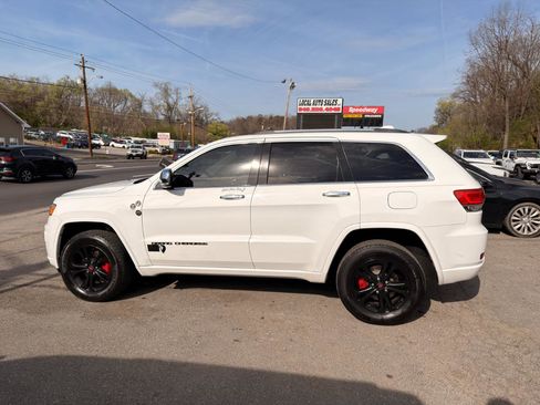 Used 2019 Jeep Grand Cherokee Overland image 8