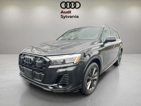 Used 2025 Audi Q7 Premium Plus image 3