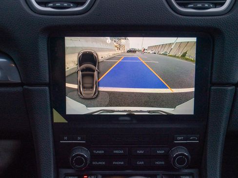 Used 2024 Porsche 718 Cayman image 19