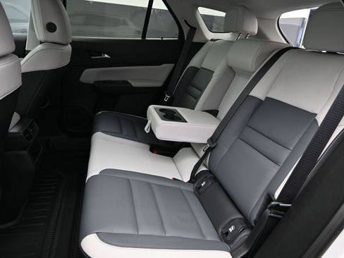 Used 2024 Honda Prologue Touring image 14