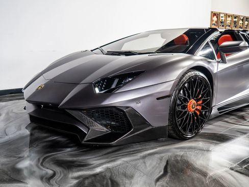 Used 2014 Lamborghini Aventador LP 700-4 image 19