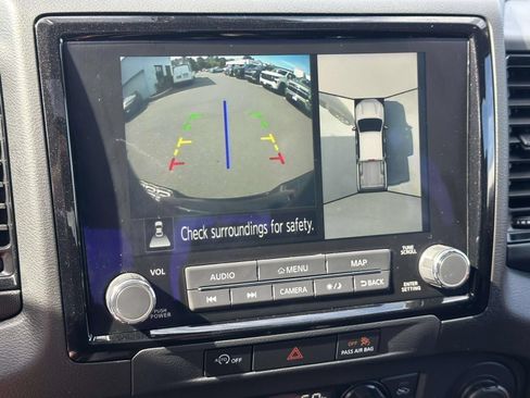 Used 2023 Nissan Frontier PRO-4X w/ Pro-4X Premium Package AWD/4WD image 11