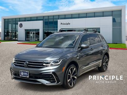 Used 2024 Volkswagen Tiguan SEL R-Line w/ MDO Package, Two-Row