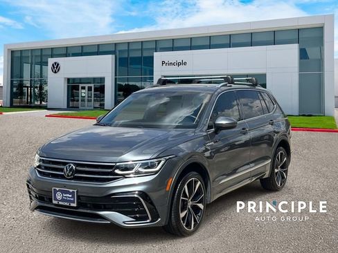 Used 2024 Volkswagen Tiguan SEL R-Line w/ MDO Package, Two-Row AWD/4WD image 1