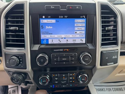 Used 2019 Ford F150 Lariat AWD/4WD image 30