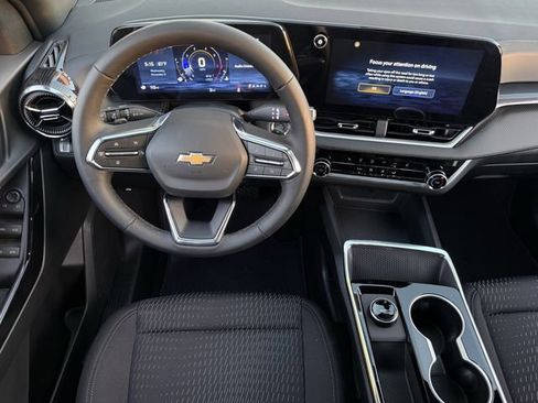 New 2026 Chevrolet Equinox LT image 11