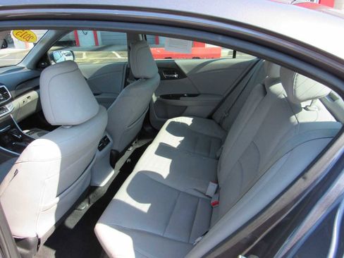 Used 2015 Honda Accord EX-L image 18