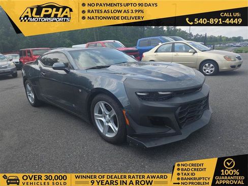 Used 2019 Chevrolet Camaro LT RWD image 2