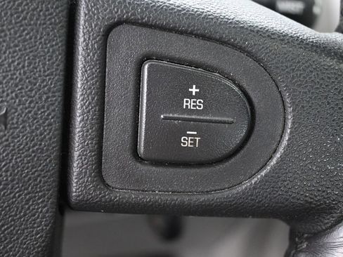 Used 2005 Chevrolet Equinox LT w/ Preferred Equipment Group AWD/4WD image 36