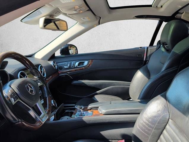 Used 2013 Mercedes-Benz SL 550 image 19