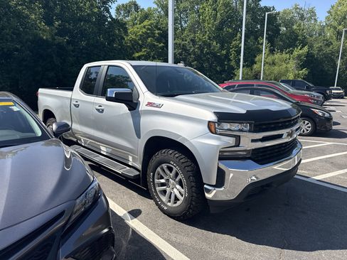 Used 2019 Chevrolet Silverado 1500 LT w/ All-Star Edition AWD/4WD image 5