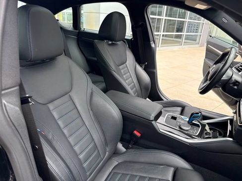 Used 2022 BMW i4 eDrive40 w/ M Sport Package RWD image 31