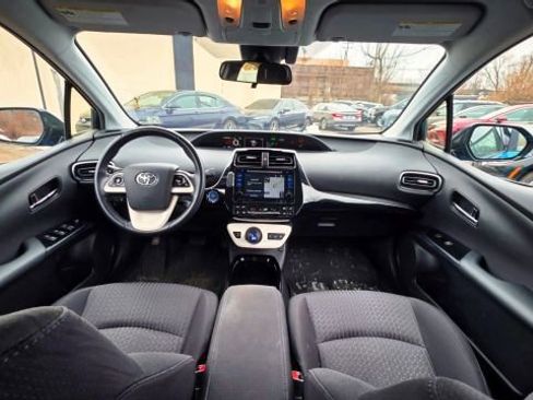 Used 2018 Toyota Prius Prime Plus image 11