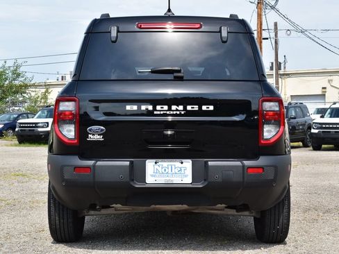 Certified 2025 Ford Bronco Sport Outer Banks w/ Outer Banks Tech Package+ AWD/4WD image 9