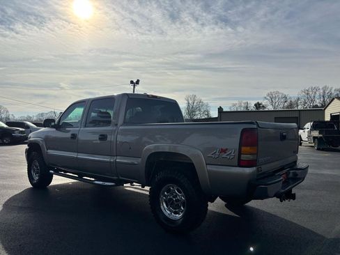 Used 2002 GMC Sierra 2500 4x4 Crew Cab HD w/ SLT Marketing Option Pkg image 4