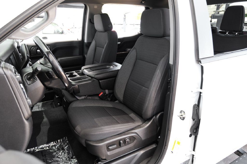 Used 2021 Chevrolet Silverado 1500 RST AWD/4WD image 33