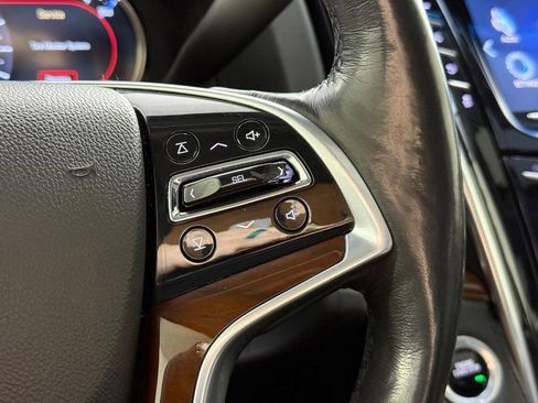Used 2018 Cadillac Escalade Luxury image 22