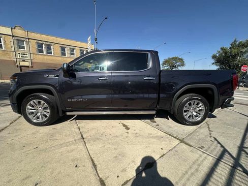 Used 2022 GMC Sierra 1500 Denali AWD/4WD image 8