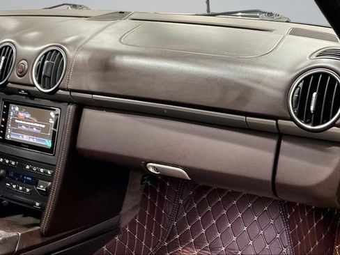Used 2011 Porsche Boxster RWD image 17