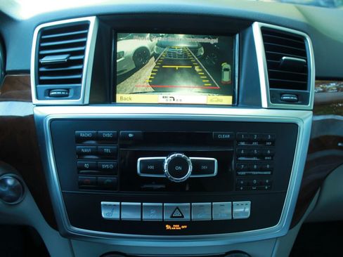 Used 2012 Mercedes-Benz ML 350 BlueTEC 4MATIC image 23
