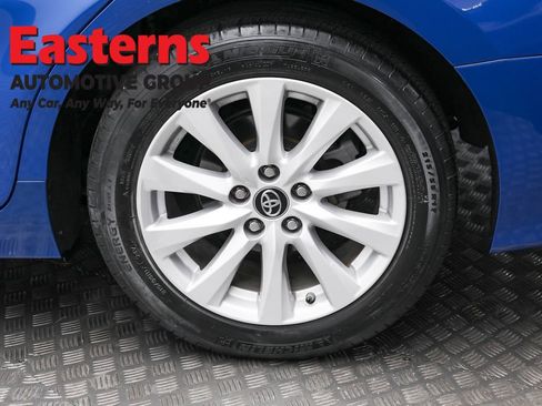 Used 2019 Toyota Camry LE image 8