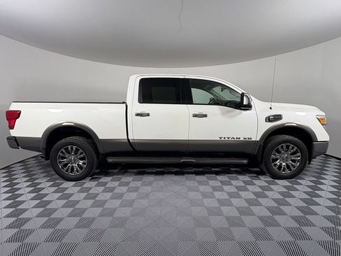 Used 2019 Nissan Titan Platinum Reserve w/ Platinum Utility Package AWD/4WD image 7