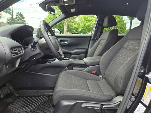 Used 2025 Honda HR-V Sport image 20