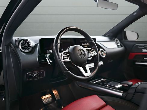 Used 2023 Mercedes-Benz GLA 250 4MATIC image 26