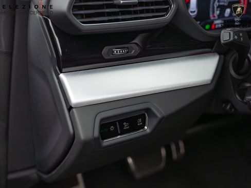 Used 2021 Lamborghini Urus image 26