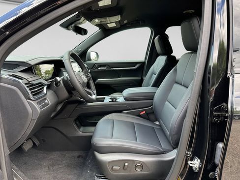 New 2026 GMC Acadia Elevation w/ Elevation Premium Package AWD/4WD image 13