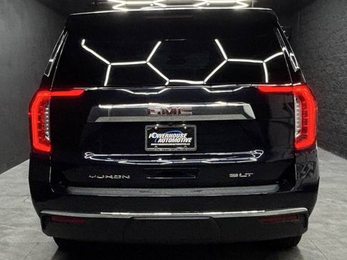 Used 2023 GMC Yukon SLT w/ SLT Premium Package AWD/4WD image 8