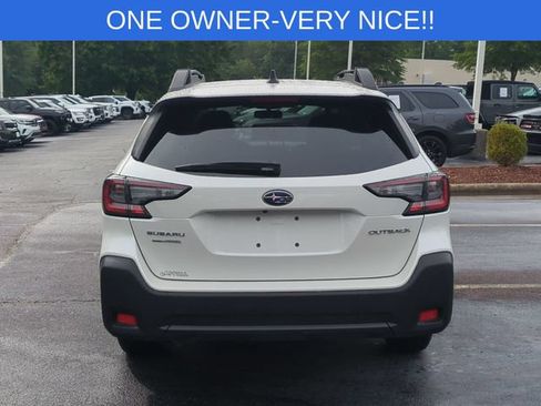 Used 2025 Subaru Outback Premium AWD/4WD image 4