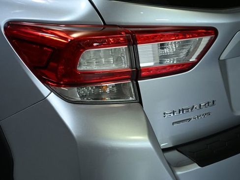 Used 2018 Subaru Crosstrek 2.0i Premium w/ Eyesight System image 17