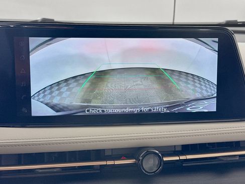 Used 2023 Nissan Ariya FWD image 23