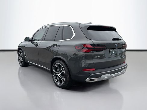 New 2026 BMW X5 xDrive50e image 6