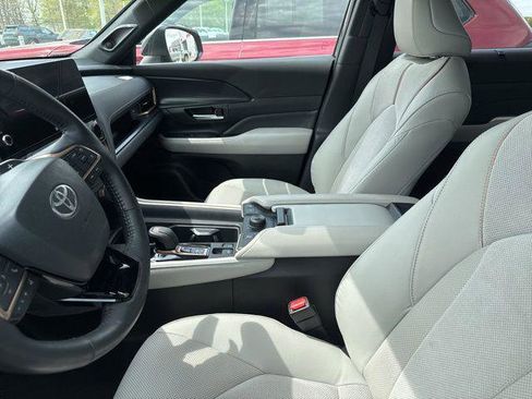 Certified 2024 Toyota Grand Highlander AWD Hybrid image 4