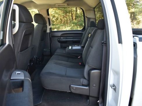 Used 2014 GMC Sierra 3500 SLE w/ SLE Preferred Package image 11