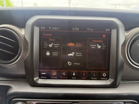 Used 2023 Jeep Wrangler Unlimited w/ Cold Weather Group AWD/4WD image 32