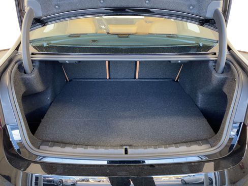 New 2026 BMW 330i Sedan w/ Convenience Package image 30