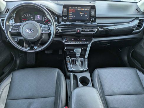 Used 2021 Kia Seltos EX image 14