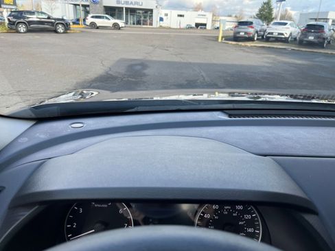 Used 2025 Nissan Sentra SV image 32