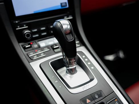 Used 2019 Porsche 911 Carrera S RWD image 51