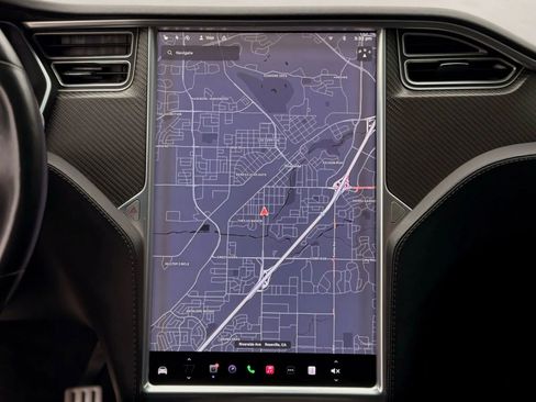 Used 2018 Tesla Model X P100D image 18