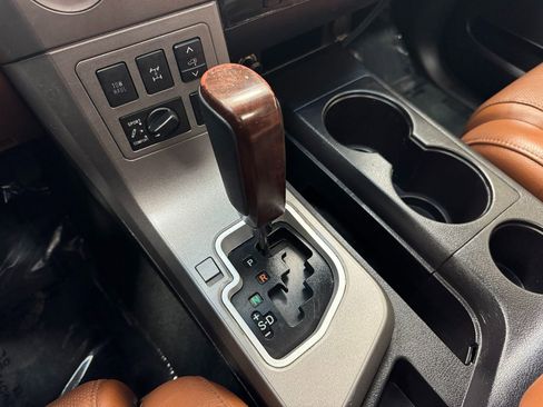 Used 2016 Toyota Sequoia Platinum image 30