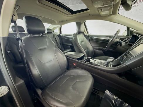 Used 2014 Ford Fusion Titanium image 27