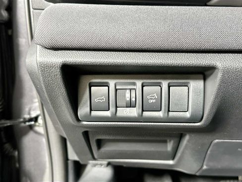 Certified 2025 Subaru Outback Premium w/ Popular Package #1A AWD/4WD image 8