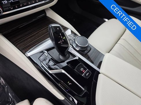 Used 2023 BMW 540i w/ M Sport Package RWD image 25