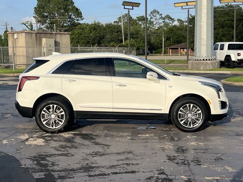 Used 2021 Cadillac XT5 Premium Luxury FWD image 10